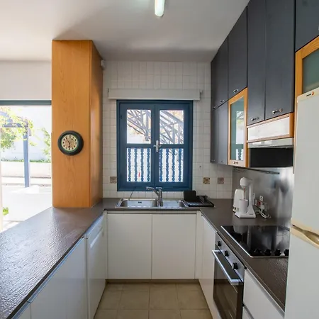 Phaedrus Living: Sky Blue Villa