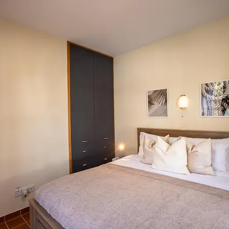 Phaedrus Living: Sky Blue Protaras